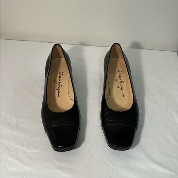 Salvatore Ferragamo Black Heels Timeless Elegance - Picture 1 of 7
